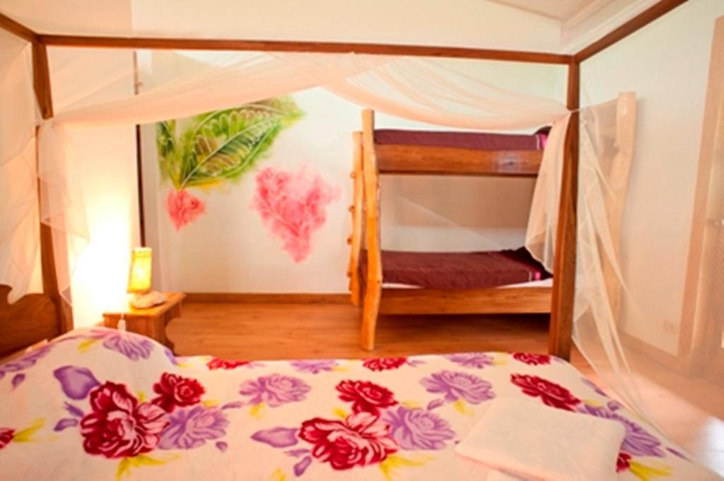 Hotel Blue Conga Puerto Viejo de Talamanca Zewnętrze zdjęcie