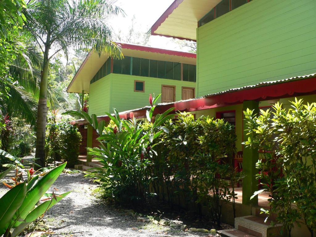 Hotel Blue Conga Puerto Viejo de Talamanca Zewnętrze zdjęcie